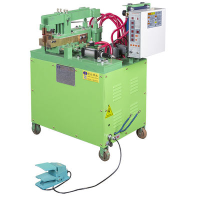 quality Hardware-Schweißmaschine mit Pedal-Typ-Spot-Schweißmaschine für dauerhafte Bauarbeiten mit 50 KVA factory